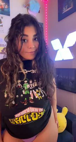 Amateur massive behind humongous boobs Busty Curvy pretty hispanic OnlyFans Porn GIF