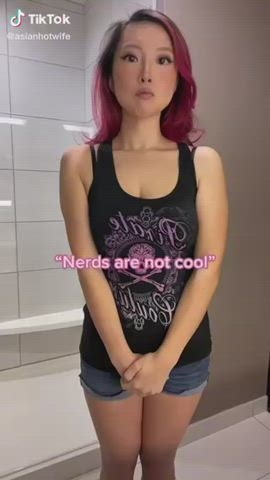 Amateur asian Asianhotwife Glasses Hotwife Nerd Swingers TikTok Porn GIF