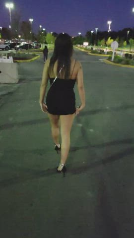 huge behind giant boobies Brunette Caught Dress POV thin Pornstar Public Porn GIF