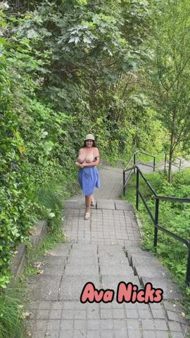 Amateur huge melons Bouncing melons Caught Exhibitionist Flashing large melons older Public Porn GIF