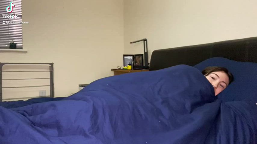 Amateur BBC raw Interracial PMV Pawg Split Screen Porn TikTok White lady girlfriend chick Porn GIF