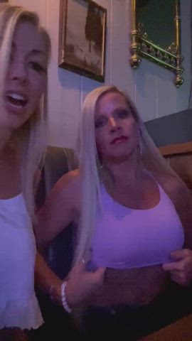 yellow-haired boobies Exhibitionist Flashing Public r/CaughtPublic Porn GIF