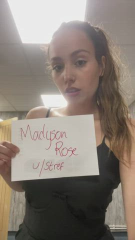 Babysitter bitches attractive Susi Porn GIF