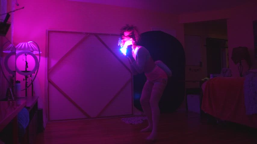 Babe Curly Hair Dancing Hotwife MILF OnlyFans Shorts Tall White skank gf chick Porn GIF