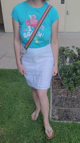 Flashing furry furry snatch hispanic Outdoor Public pussy Skirt Vibrator Porn GIF