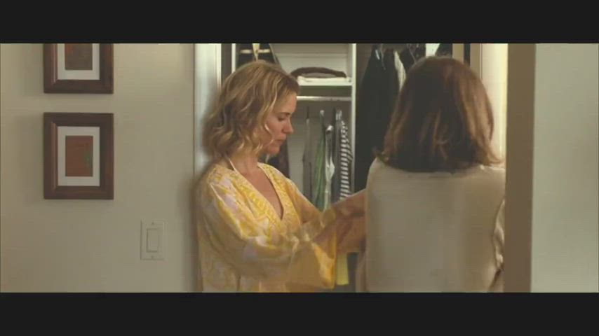 Elizabeth Olsen Fuck Machine Nude Porn GIF