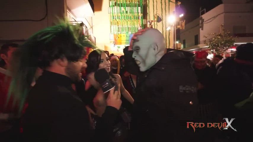 bj Public Spanish Porn GIF