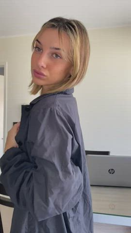 Amateur Barely Legal blondy College Dancing Fitness Tattoo young titties Porn GIF