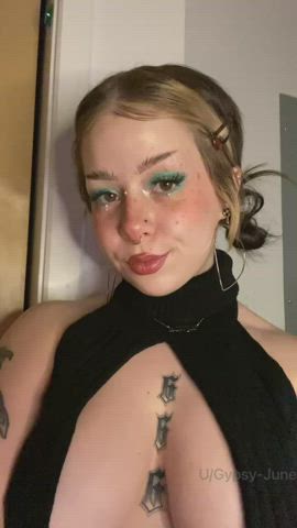 21 Years cougar charming Goth NSFW TikTok Porn GIF