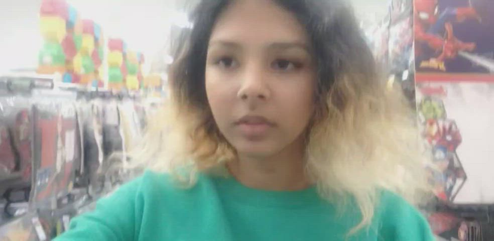 Australian titties Exhibitionism Exhibitionist Flashing Sri Lankan TikTok boobies Porn GIF