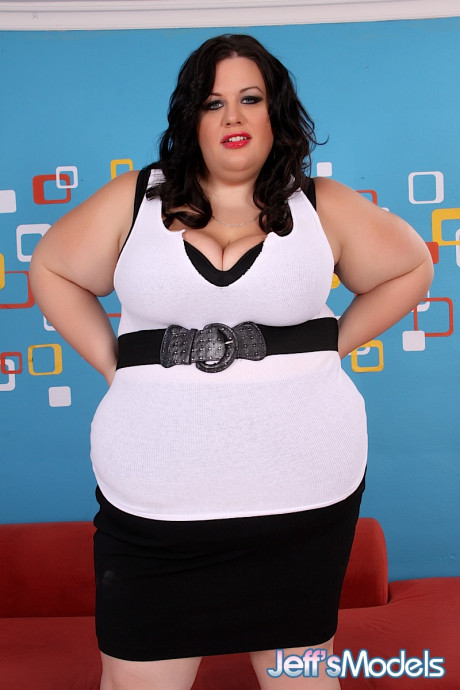 Desiree Devine Free Nude Pics Galleries More At Babepedia