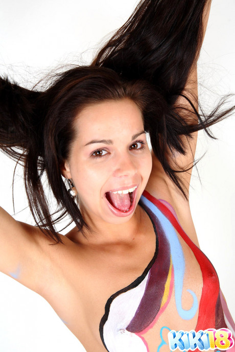 Kiki18 Jessica Koks Piedi Posing Otdors Yes Pics