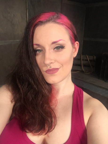 Iona Grace Iona Grace Twitter