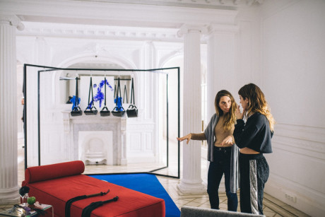 Onlyfans Creators Getaway Trips Bring To Light The Unregulated Amateur Porn Industry