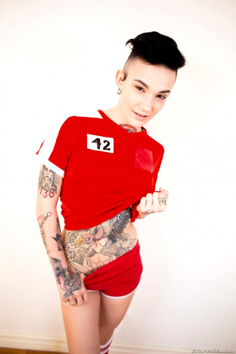 Evilangel Nikki Hearts Top Ranked Short Hair Secrets