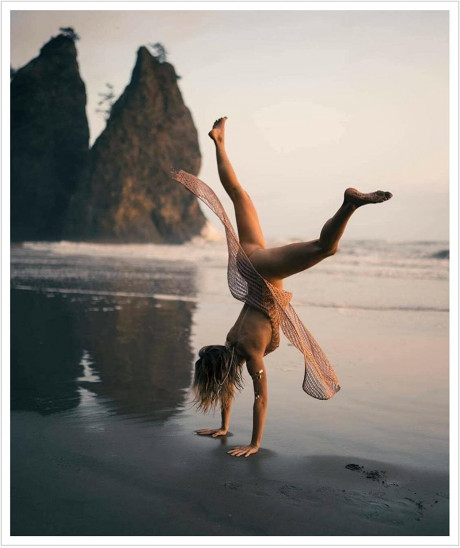 Amazon Com Sara Jean Underwood Canvas Prints Poster Wall Art For Home Office Decorations Unframed 10 Everything